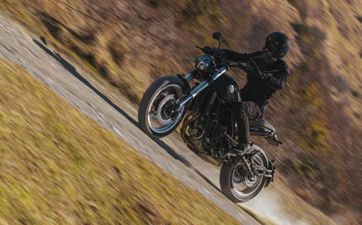 Benelli Leoncino 500 e Leoncino 500 Trail 2021. Aggiornate: stesso prezzo (13)