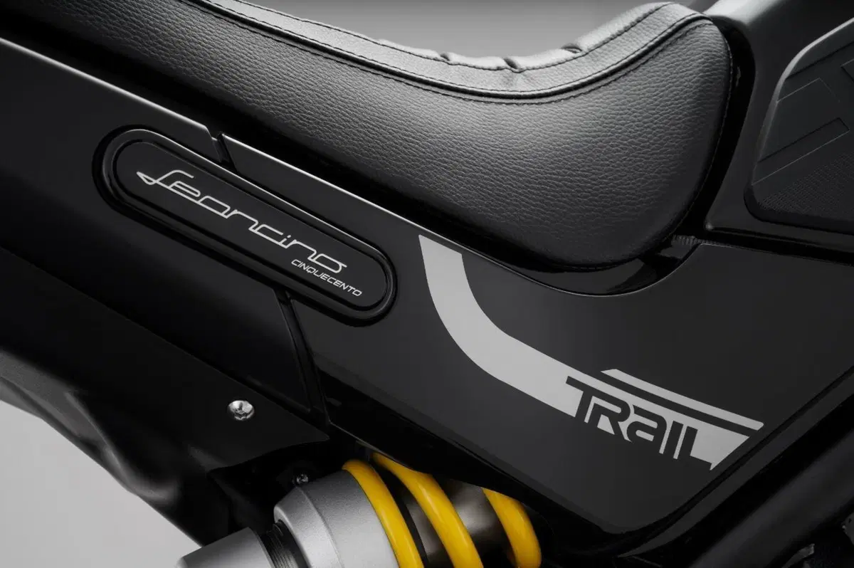 Benelli Leoncino 500 e Leoncino 500 Trail 2021. Aggiornate: stesso prezzo (10)
