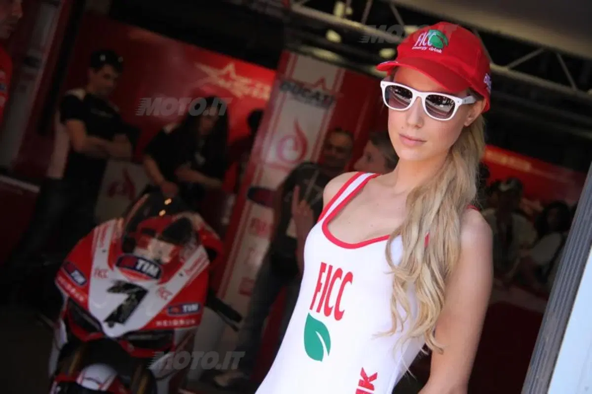 SBK Monza. Le ombrelline del GP d'Italia (5)