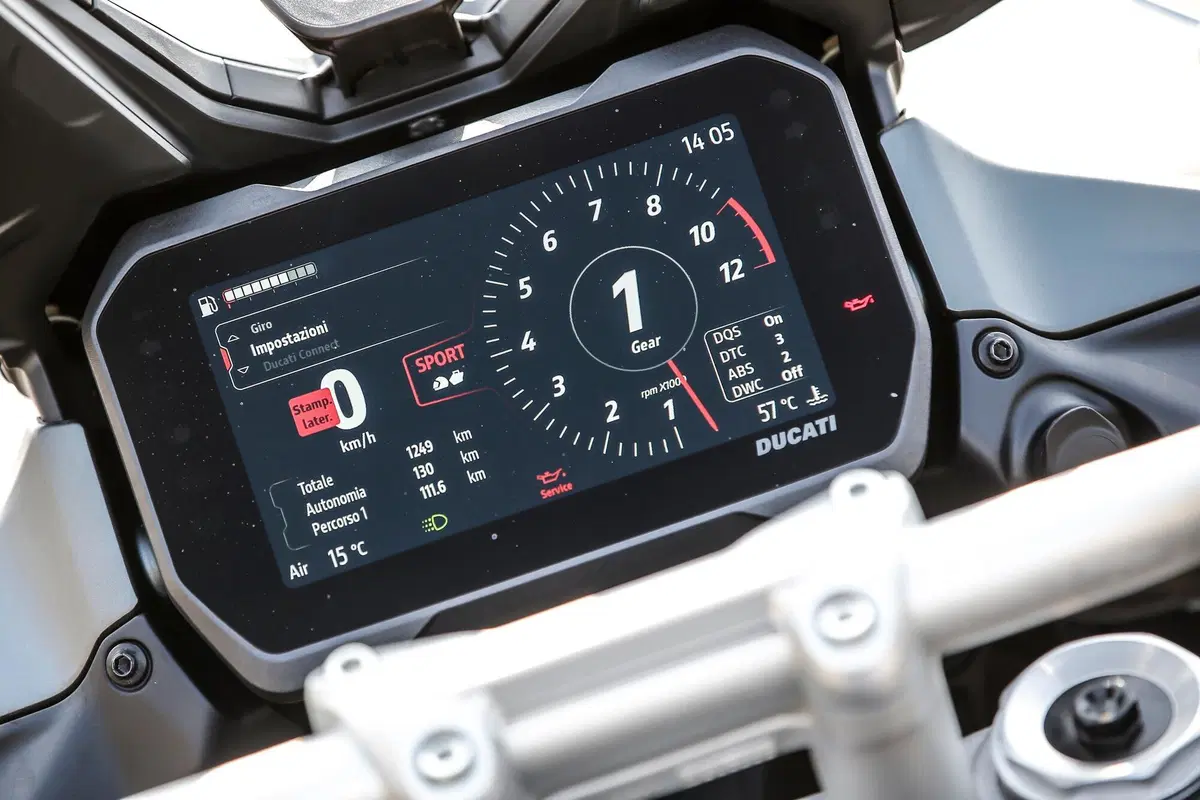 BMW R1250GS VS Ducati Multistrada V4S: maxienduro italiana o tedesca? (20)