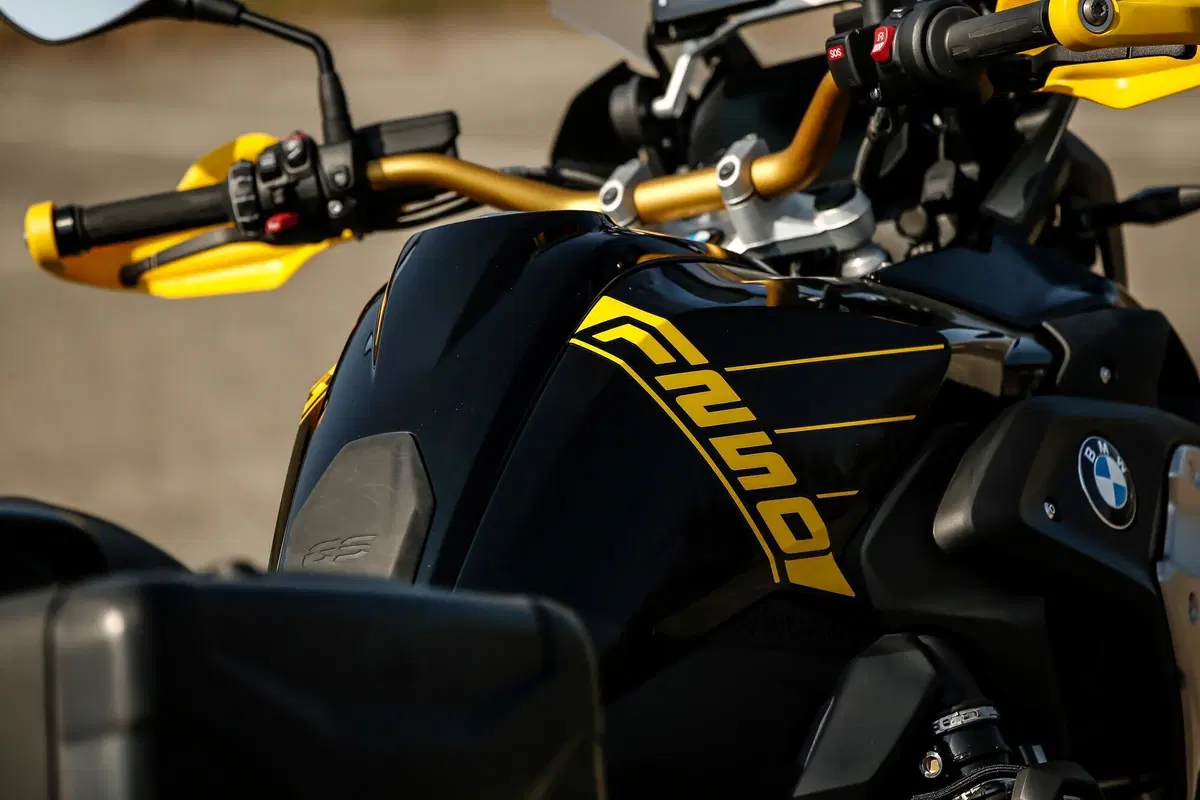 BMW R1250GS VS Ducati Multistrada V4S: maxienduro italiana o tedesca? (8)