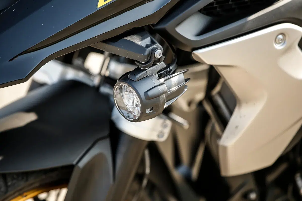 BMW R1250GS VS Ducati Multistrada V4S: maxienduro italiana o tedesca? (15)