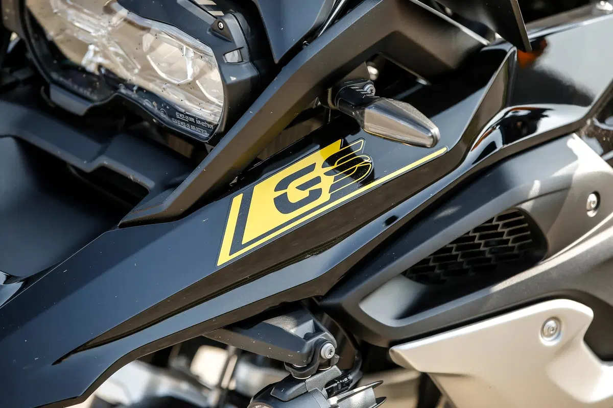 BMW R1250GS VS Ducati Multistrada V4S: maxienduro italiana o tedesca? (16)