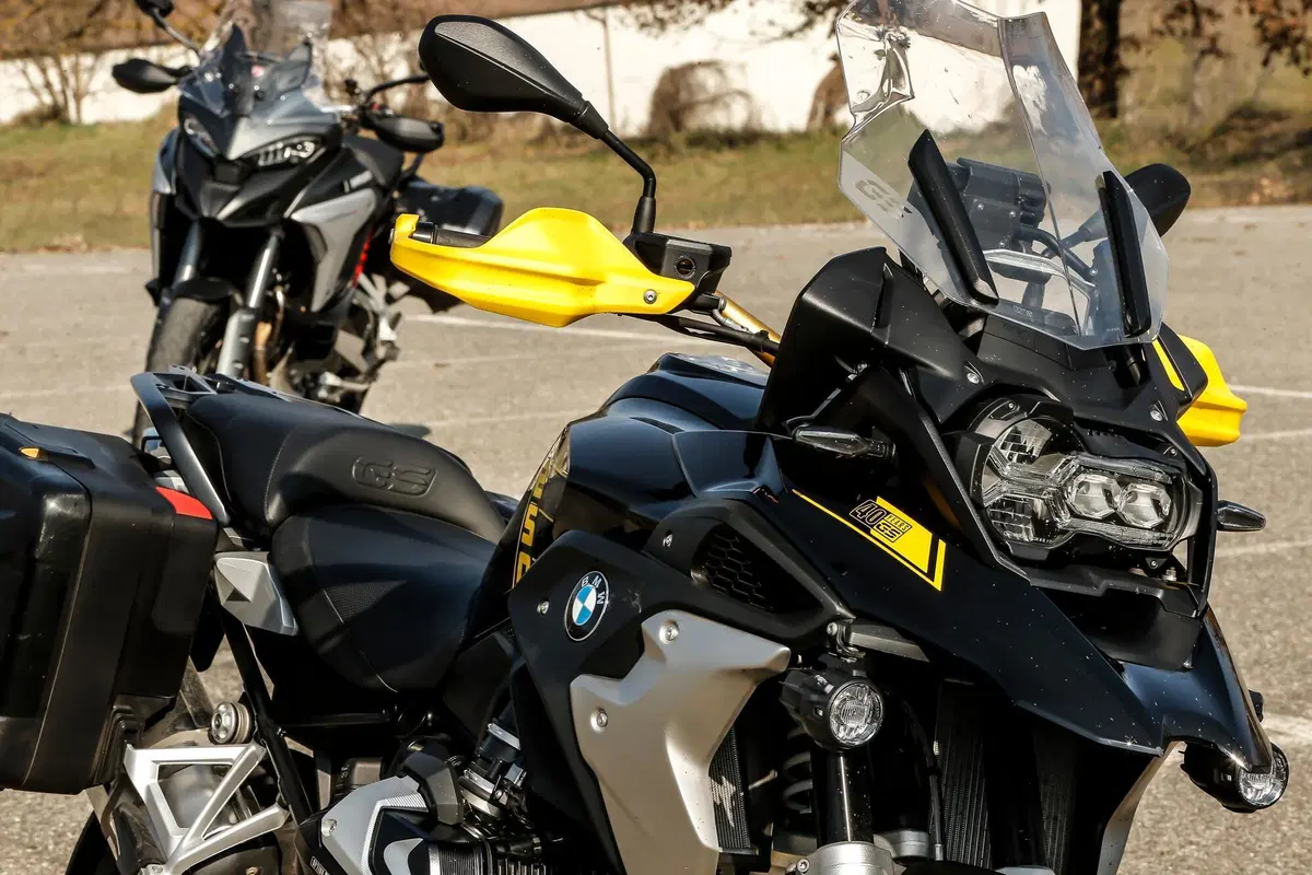 BMW R1250GS VS Ducati Multistrada V4S: maxienduro italiana o tedesca? (40)