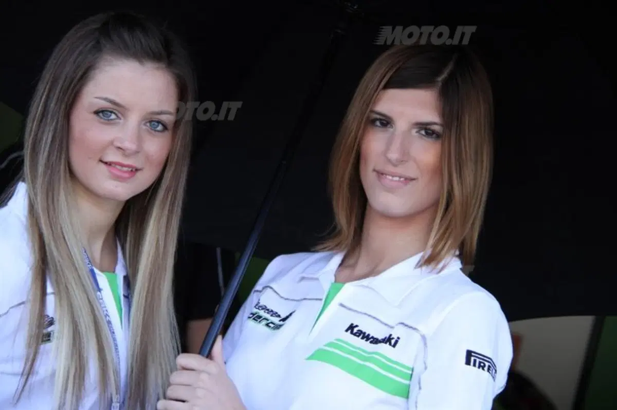 SBK Monza. Le ombrelline del GP d'Italia (20)