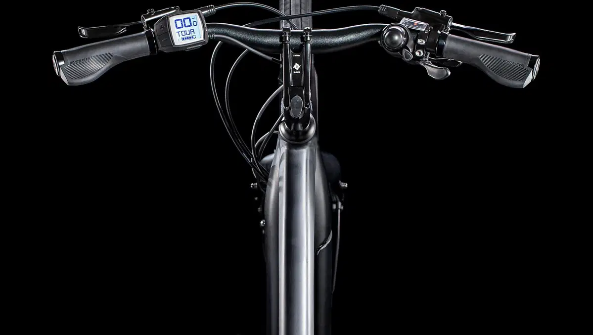 Trek (2)