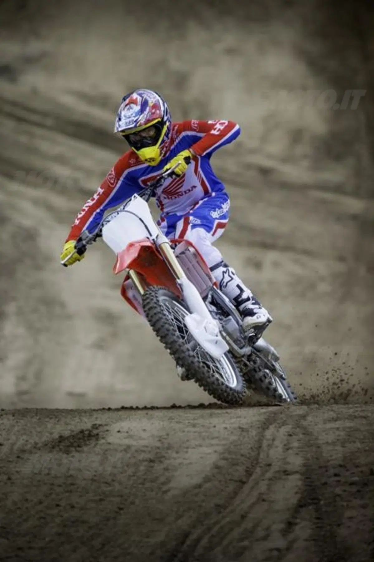 Honda CRF250R e CRF450R 2014 (9)