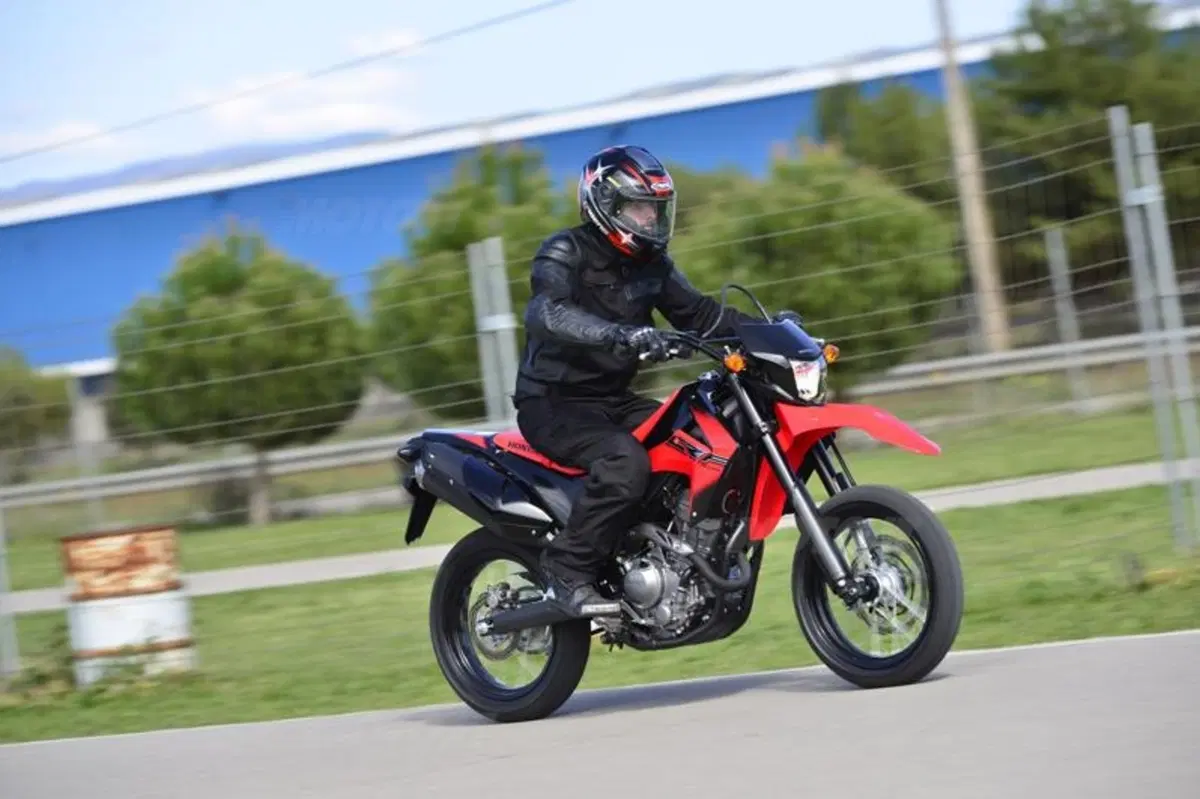 Honda CRF250M  (4)