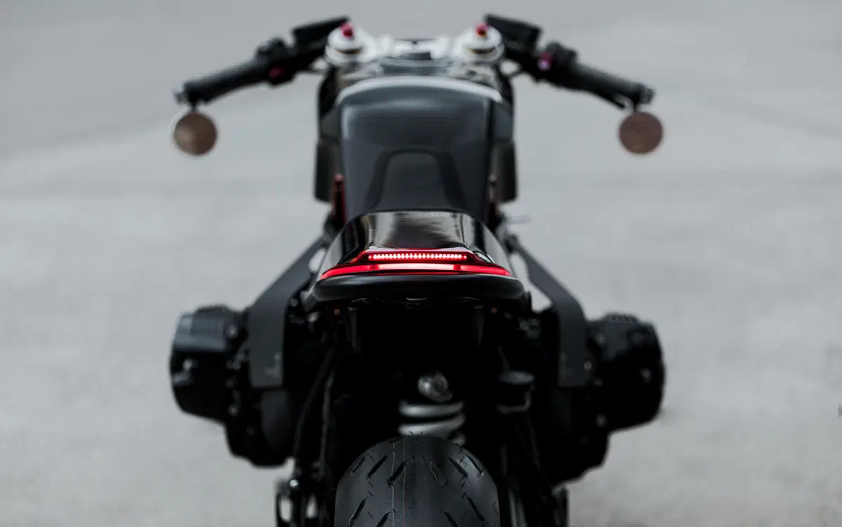 Hookie Cobra BMW R NineT