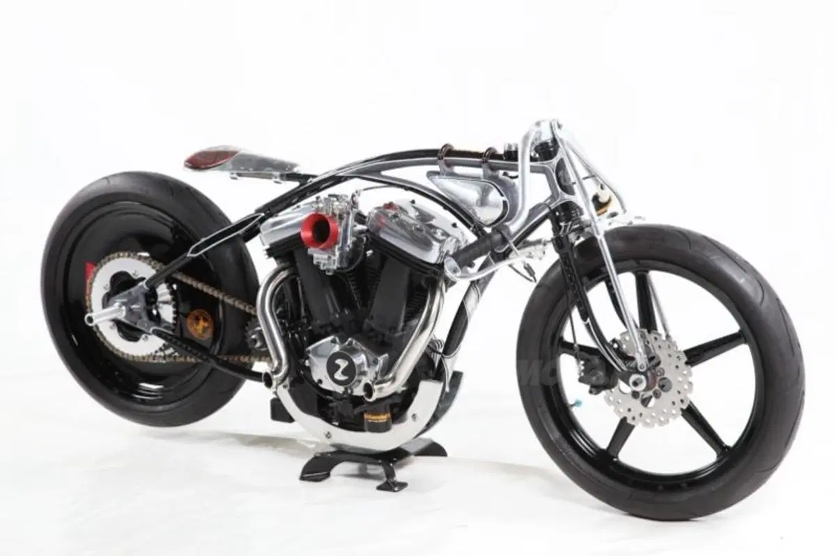 Custom Bike AMD World Championship, vince la Rondine! (3)