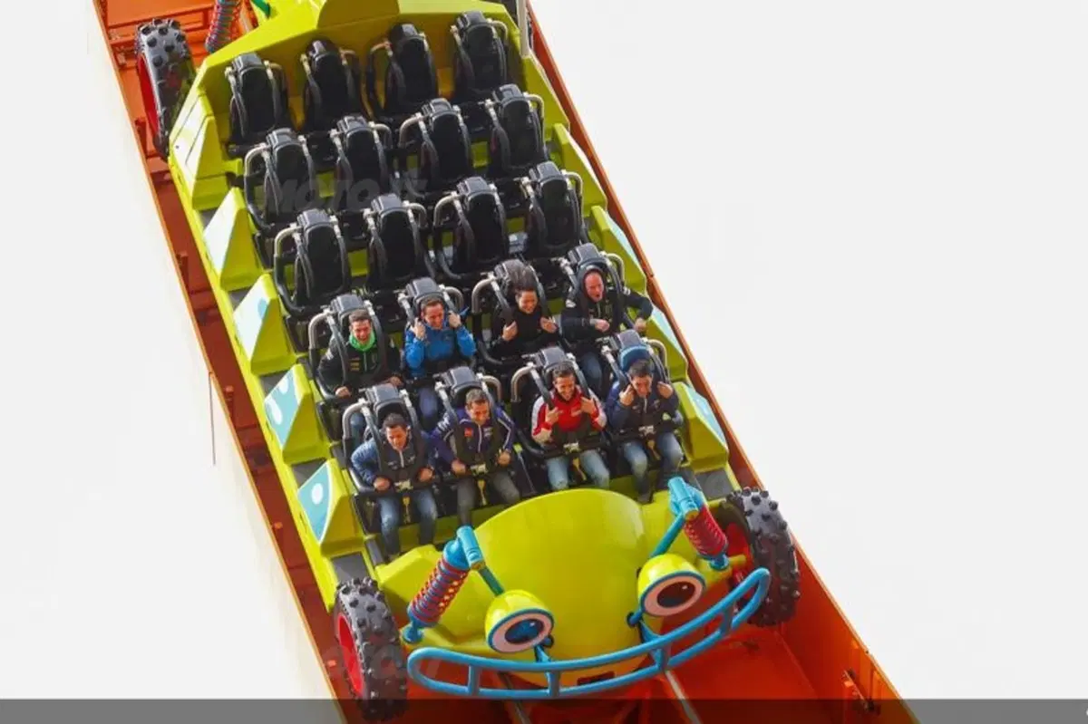 I piloti della MotoGP in gita a Disneyland Paris (3)