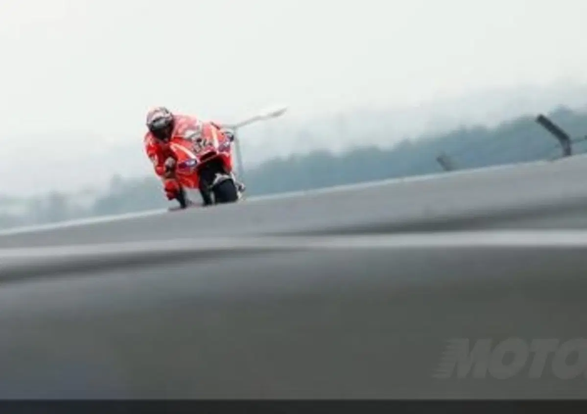 Dovizioso: "E' stato emozionante stare in testa"