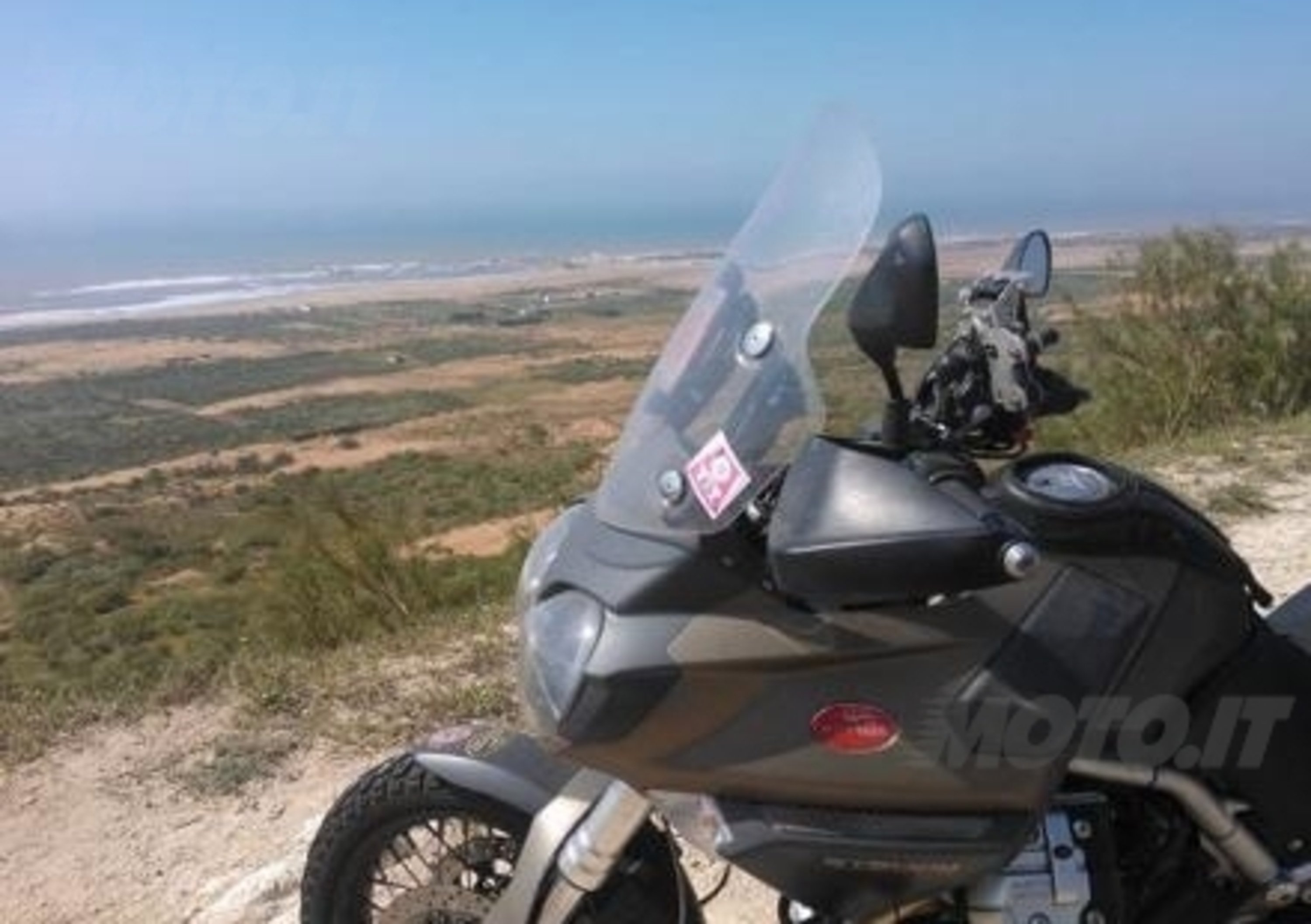 In Marocco col Moto Guzzi Stelvio Club