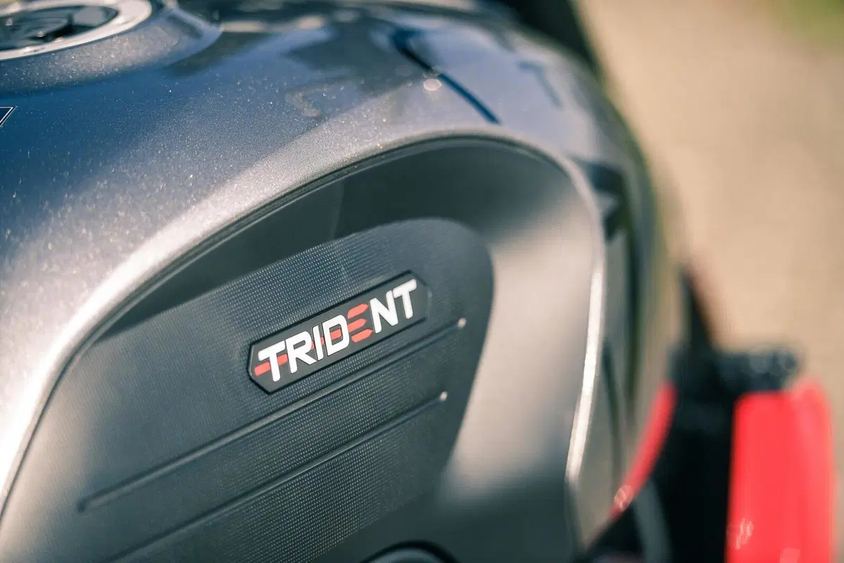 Triumph Trident 660 VS Yamaha MT-07: entry-level? No grazie! (14)