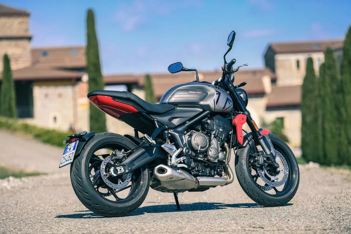 Triumph Trident 660 VS Yamaha MT-07: entry-level? No grazie!