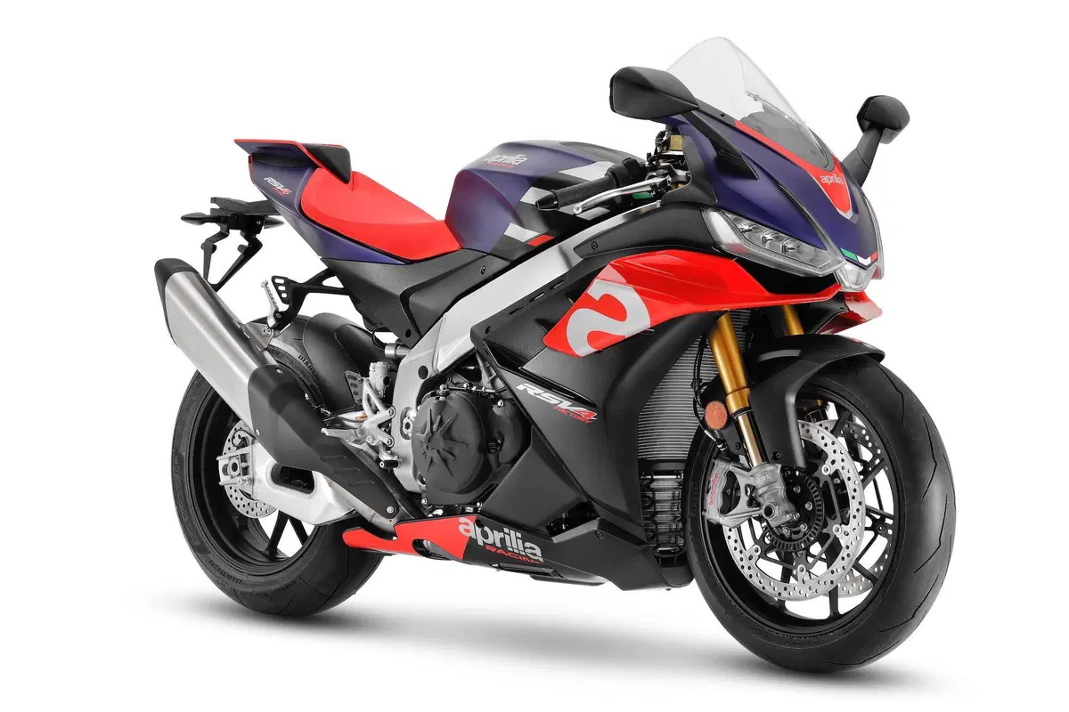 Aprilia RSV4 Factory 2021: è sempre lei! (2)