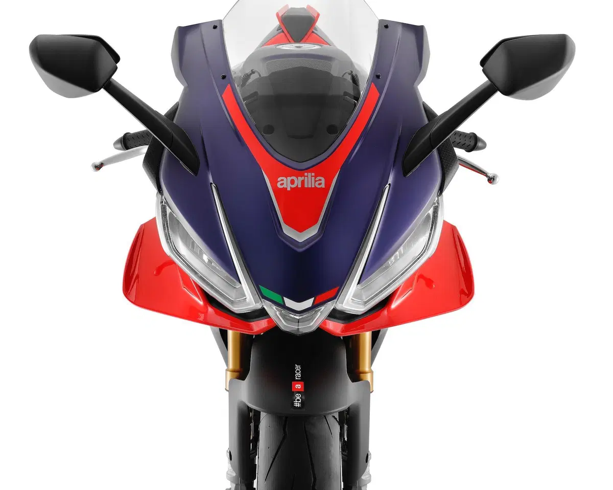Aprilia RSV4 Factory 2021: è sempre lei! (21)