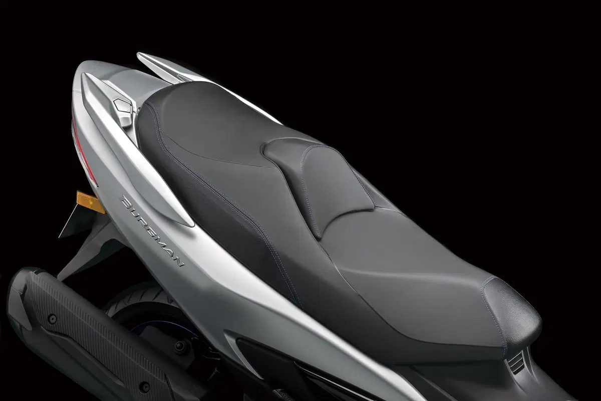 Nuovo Suzuki Burgman 400 Euro 5 (18)