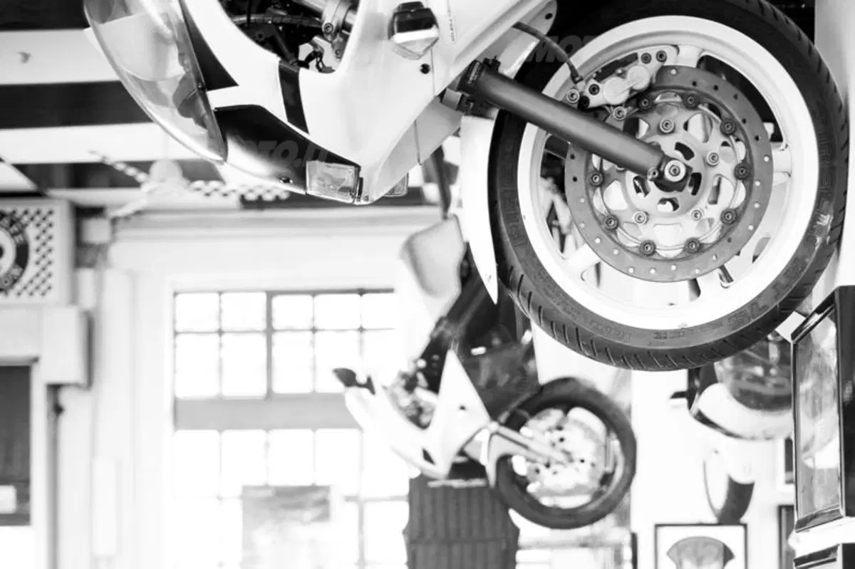 "Ocio a la moto", l'Ace Cafe di Milano? (3)