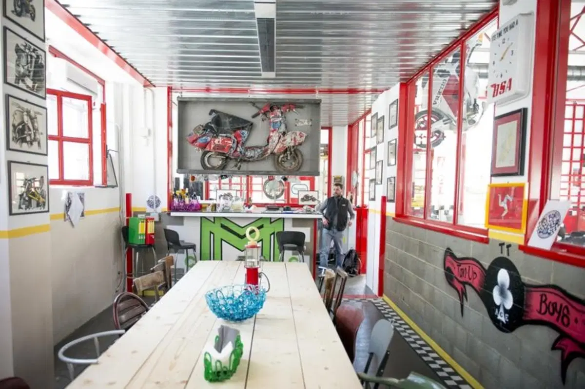 "Ocio a la moto", l'Ace Cafe di Milano? (6)