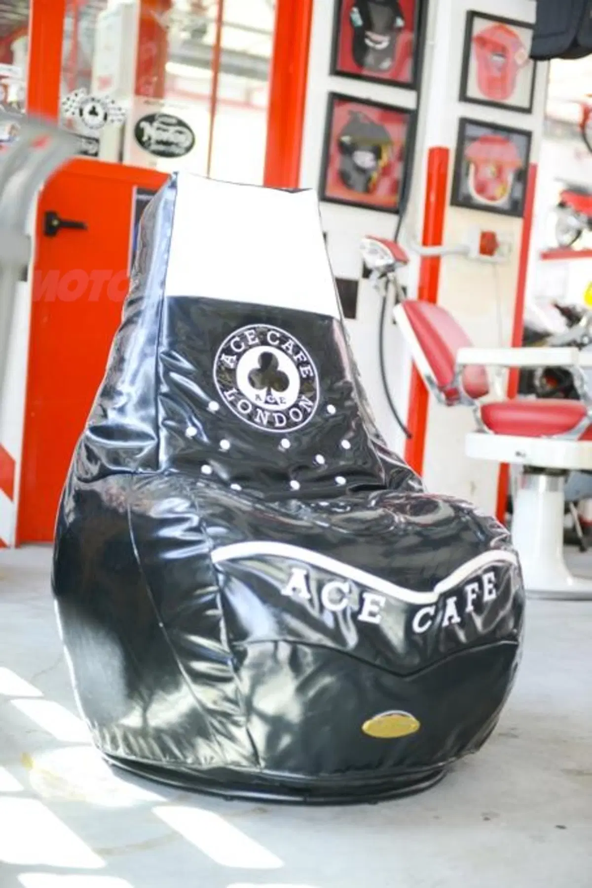 "Ocio a la moto", l'Ace Cafe di Milano? (21)