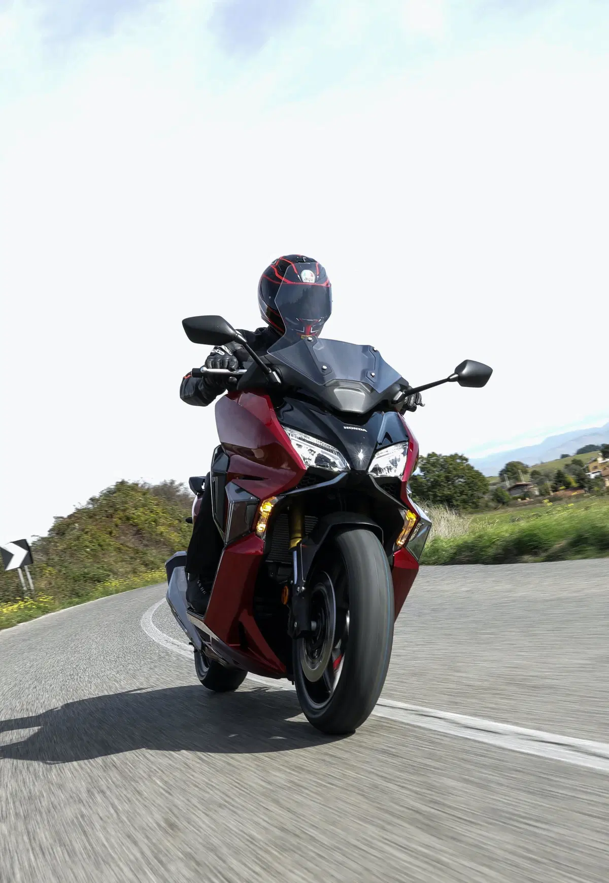Honda Forza 750 TEST: più moto che scooter (12)