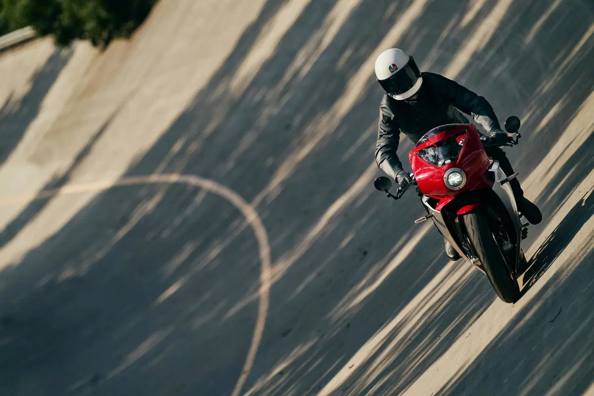 MV Agusta Superveloce 800: gallery foto e video (3)