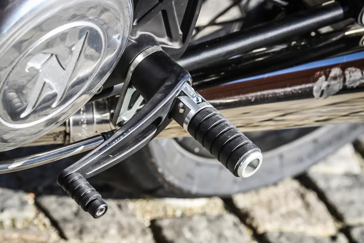 Norton Dominator Black. Café racer d'altri tempi... (18)