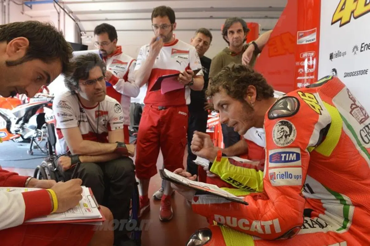 Ducati al Mugello. Valentino Rossi: "Test positivo". Il commento di Preziosi  (7)