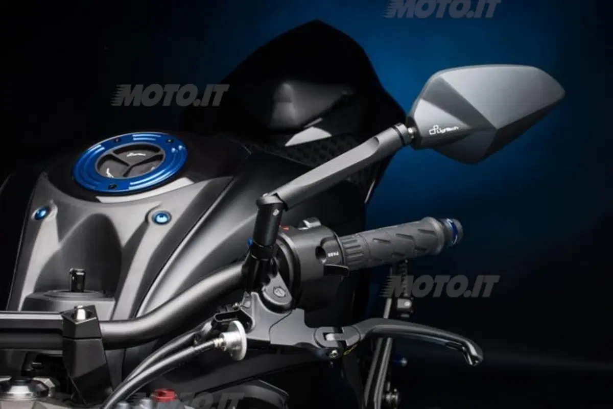 Kawasaki Z800: gli accessori proposti da LighTech (5)
