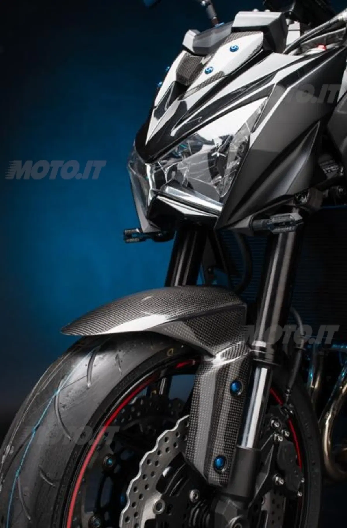 Kawasaki Z800: gli accessori proposti da LighTech (10)