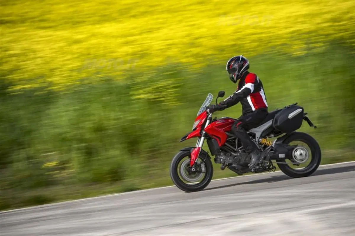 Ducati Hyperstrada 2013, video e prezzo (11)