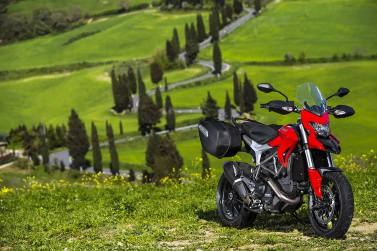 Ducati Hyperstrada 2013, video e prezzo (27)