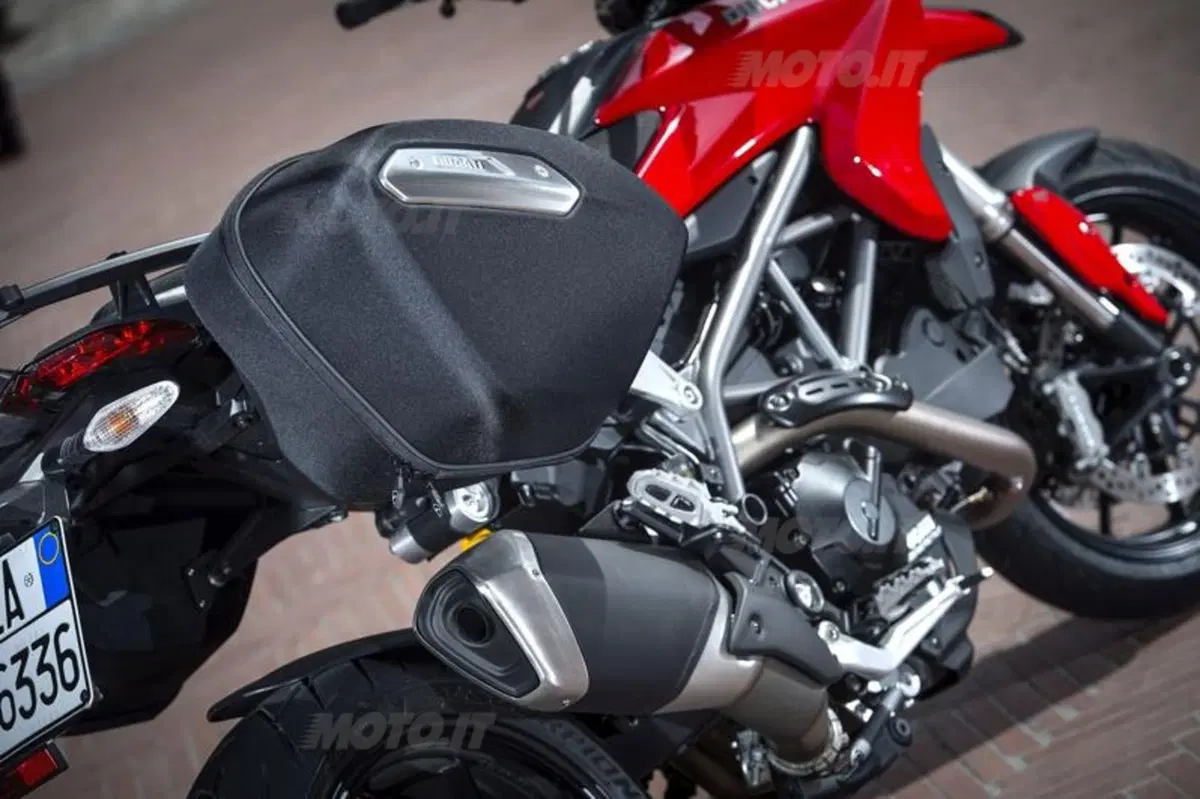 Ducati Hyperstrada 2013, video e prezzo (38)