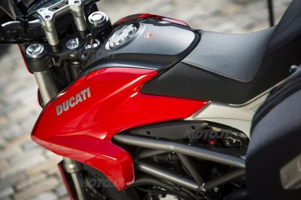 Ducati Hyperstrada 2013, video e prezzo (41)