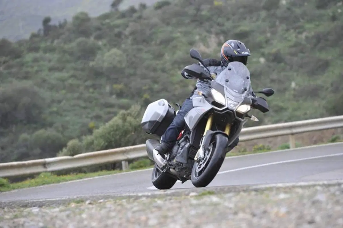 Aprilia Caponord 1200: il video della nostra prova (3)