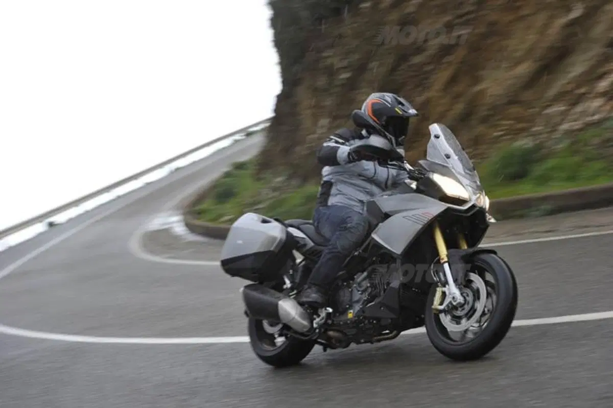 Aprilia Caponord 1200: il video della nostra prova (12)