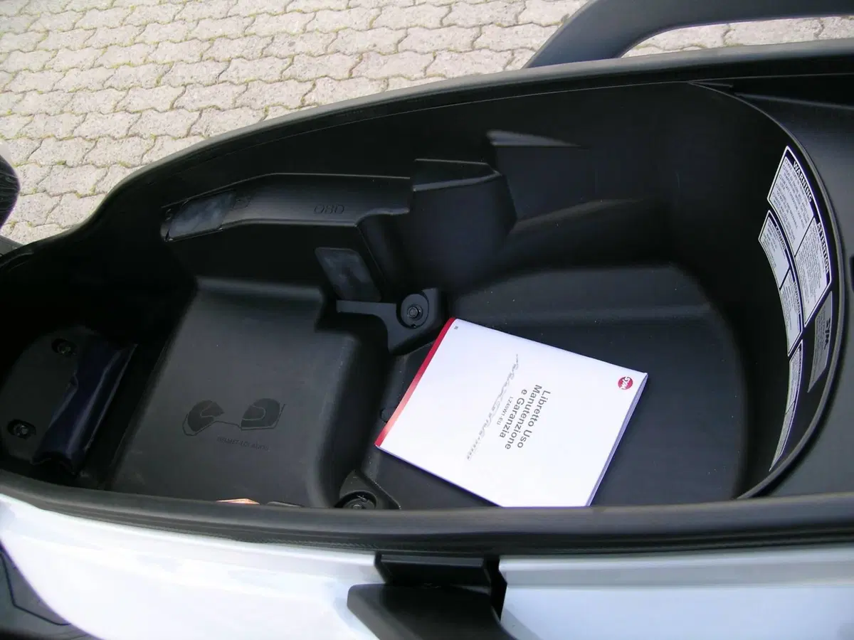 Sym Maxsym 400 (2021 - 25) (5)