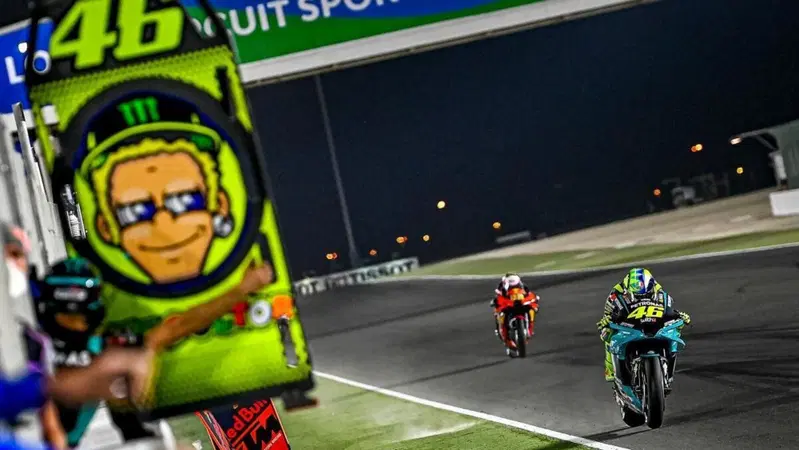 MotoGP 2021, GP Qatar/2. Valentino Rossi: "Dal 2019 ho problemi con le gomme"