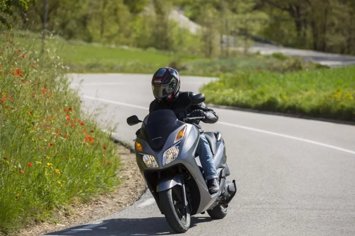 Honda Forza 300 ABS
