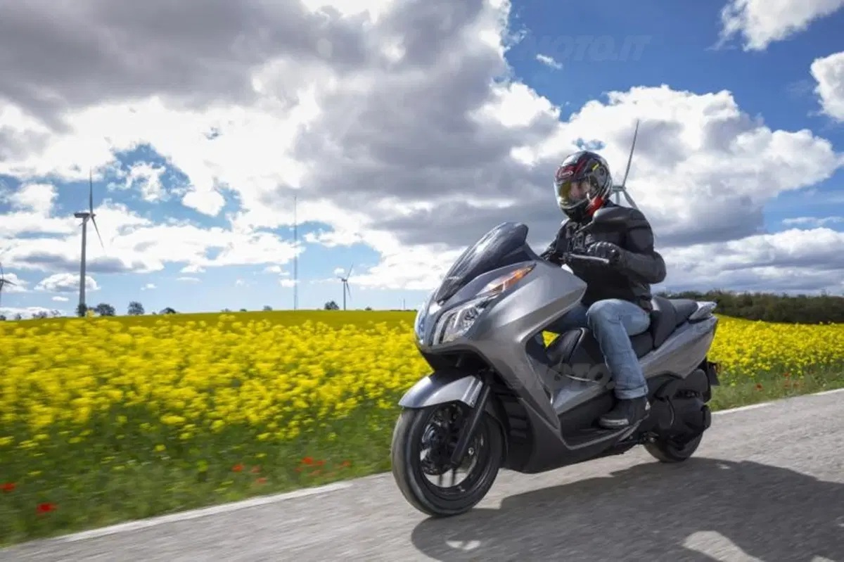 Honda Forza 300 ABS (2)