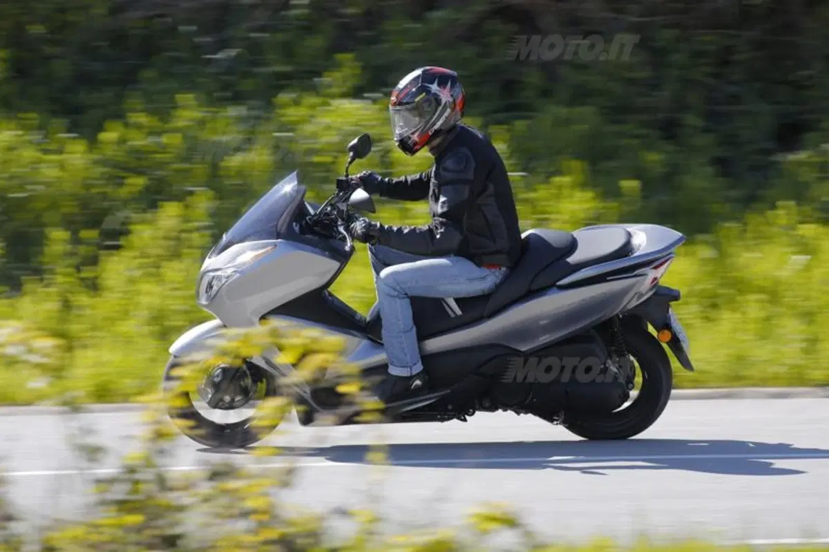 Honda Forza 300 ABS (4)