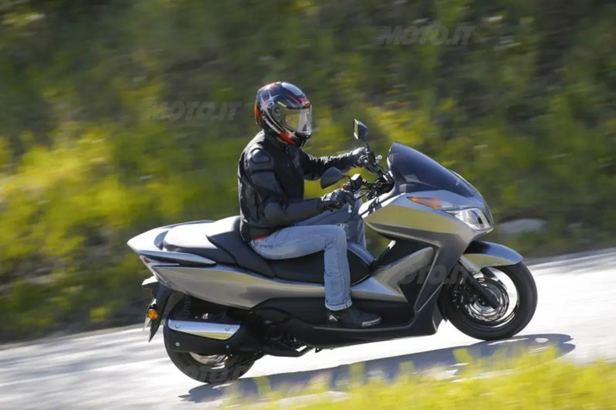 Honda Forza 300 ABS (5)