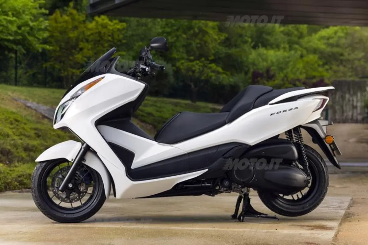 Honda Forza 300 ABS (16)