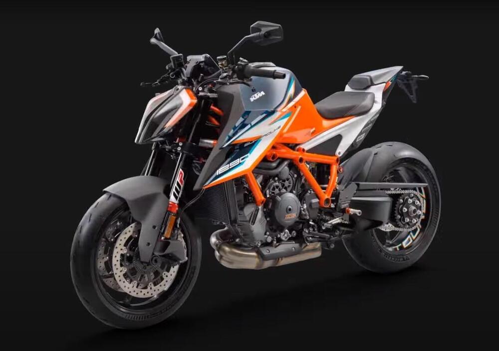 KTM 1290 Super Duke RR (2021) (5)