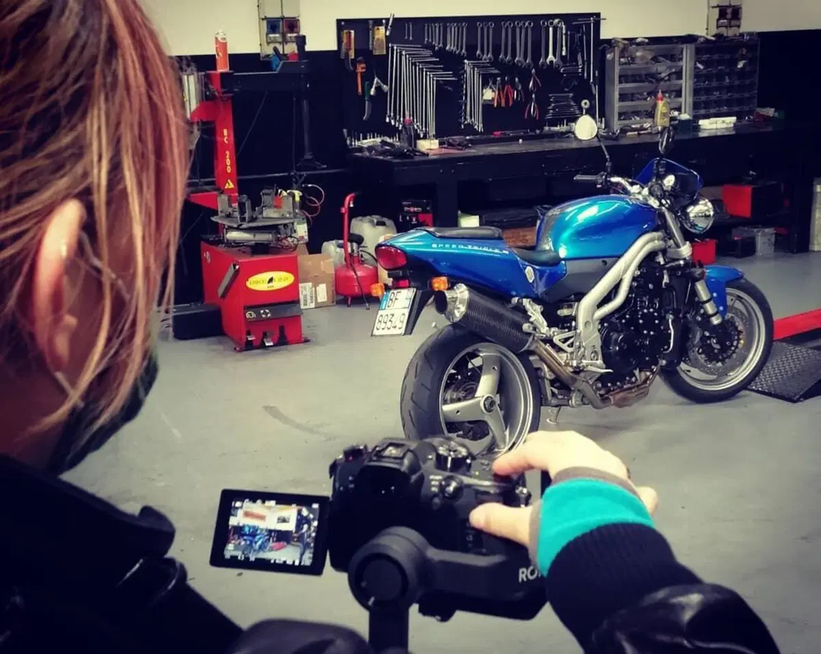 Controllo pneumatici moto: cosa guardare (battistrada, pressione, dot, conservazione, rodaggio)