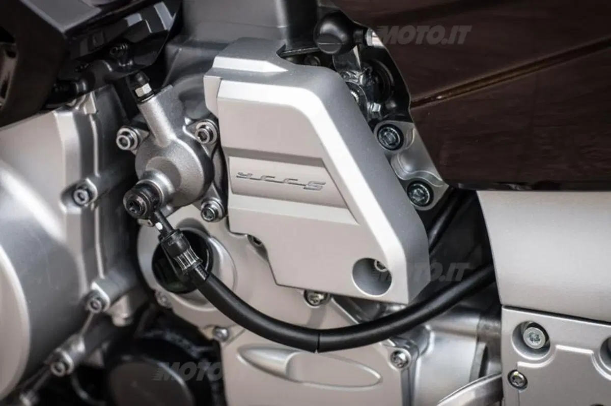 Yamaha FJR 1300 AS (25)