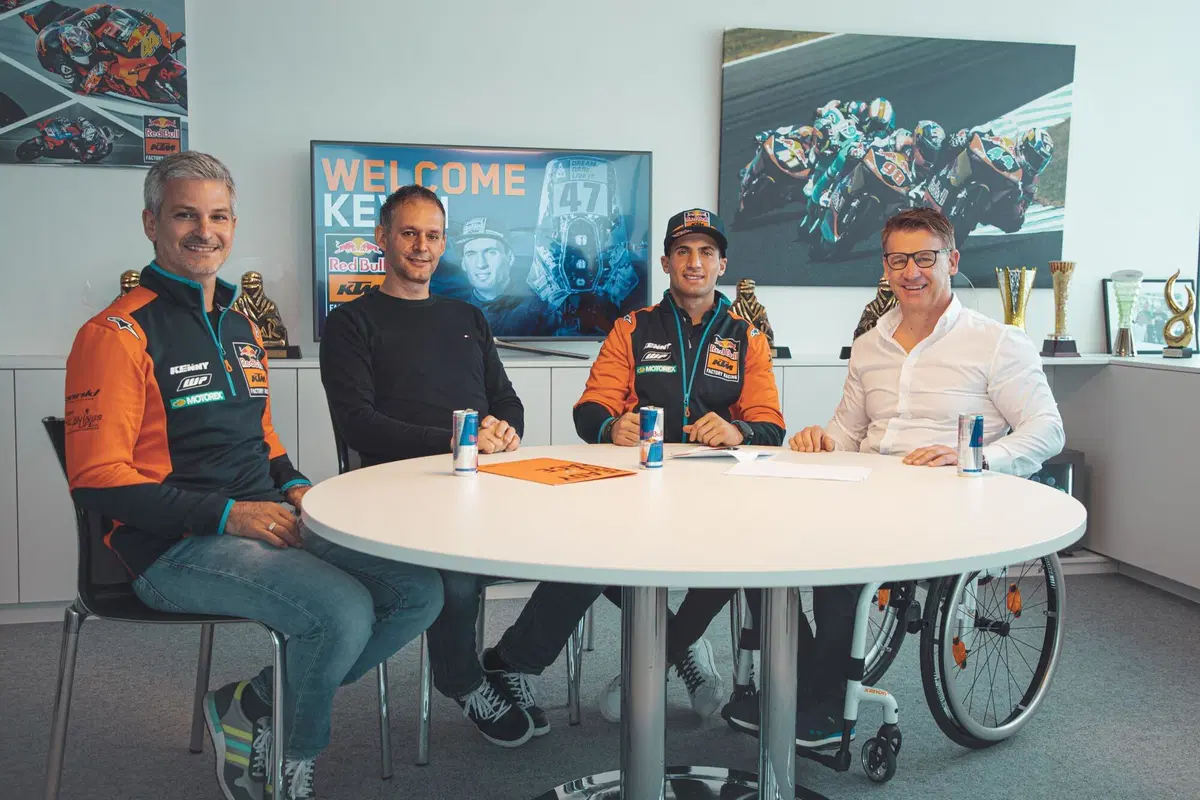 Red Bull KTM Factory Rally: Welcome Kevin! (5)