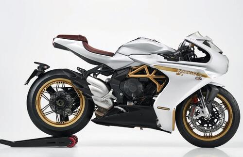 MV Agusta Superveloce 800 m.y. 2021. Due versioni evolute. Dati e prezzi (7)