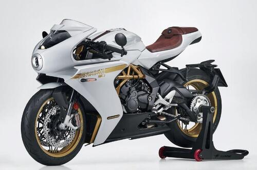 MV Agusta Superveloce 800 m.y. 2021. Due versioni evolute. Dati e prezzi (6)